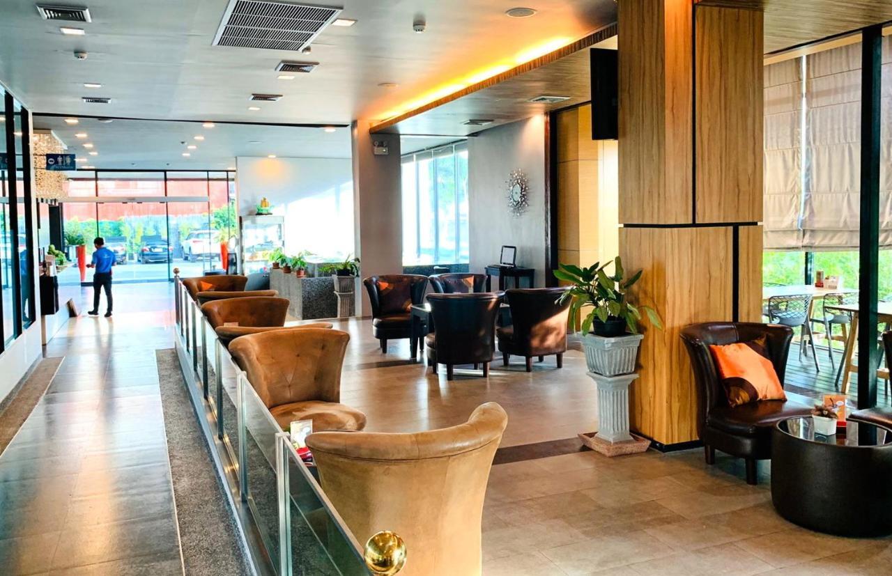 Mantra Varee Hotel Khon Kaen Exterior foto