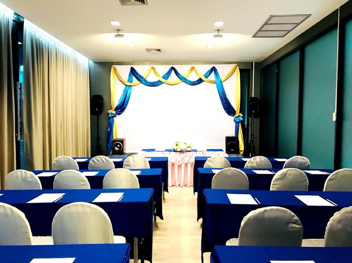 Mantra Varee Hotel Khon Kaen Exterior foto